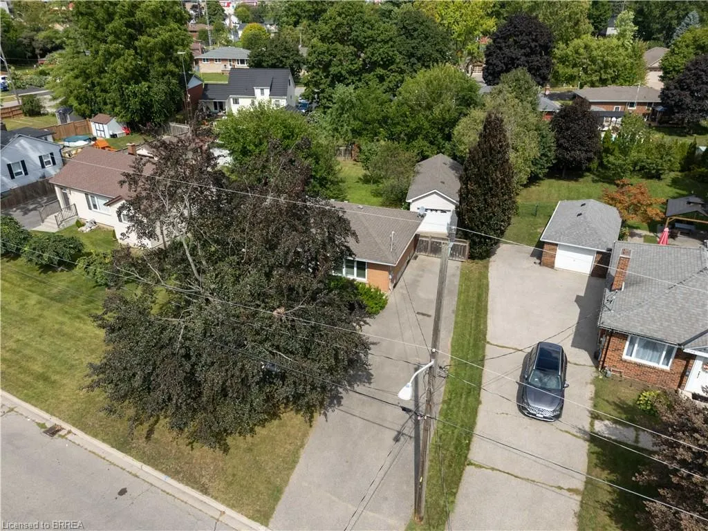 25 Wayne Drive