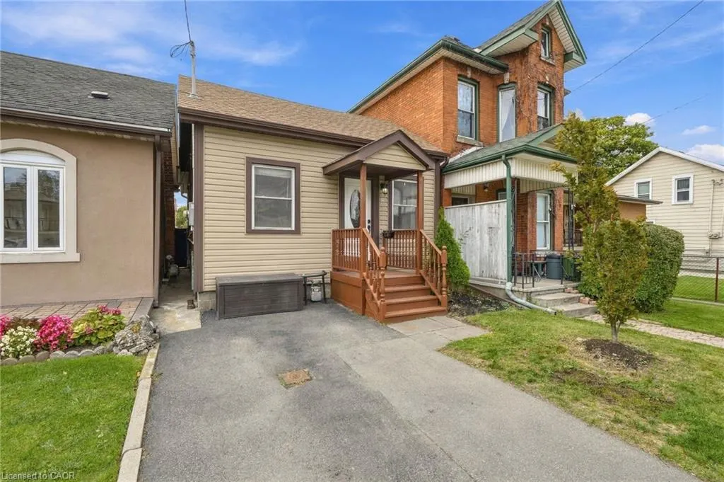 57 Tisdale Street N