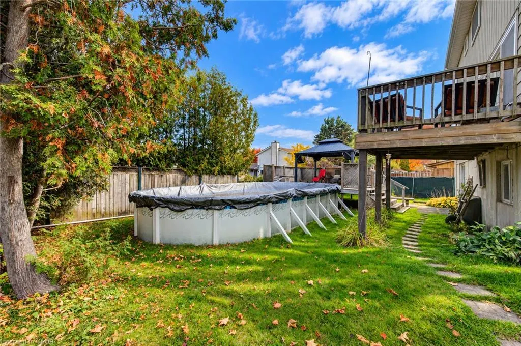 63 Winding Way