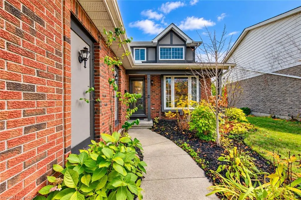 63 Winding Way