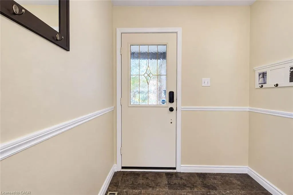 63 Winding Way