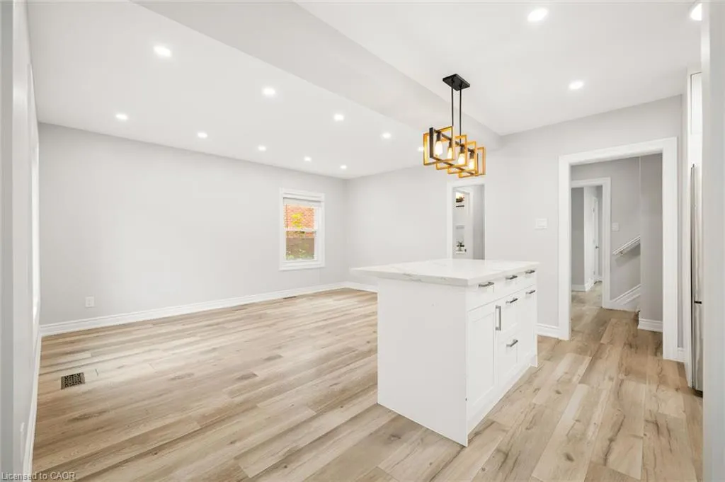 91 Jackson Avenue