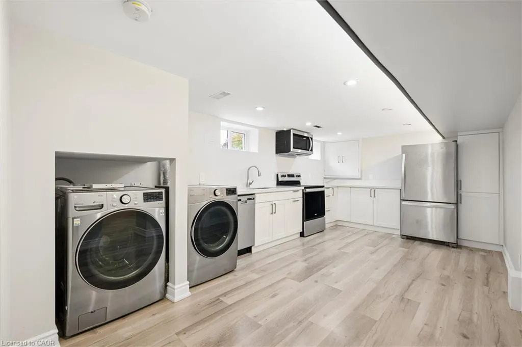 91 Jackson Avenue