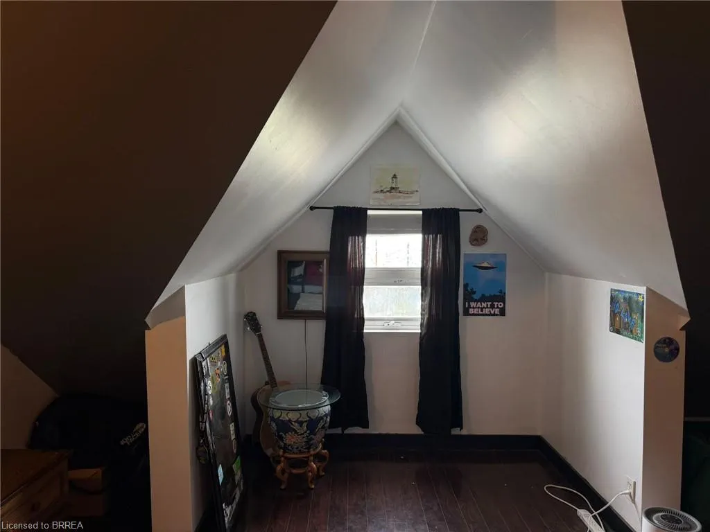 12 Bridgeport Road E #18