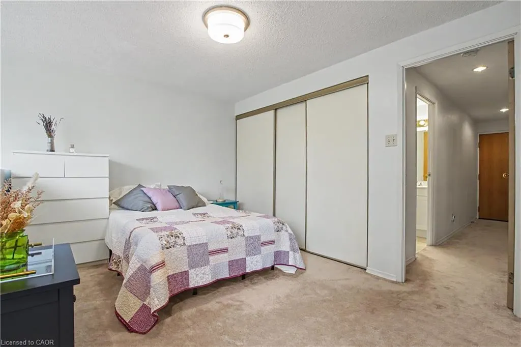 20 Ellen Street E #207