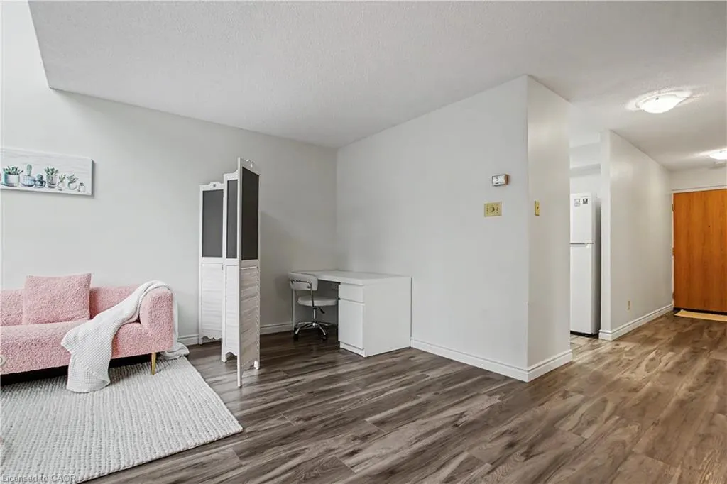 20 Ellen Street E #207