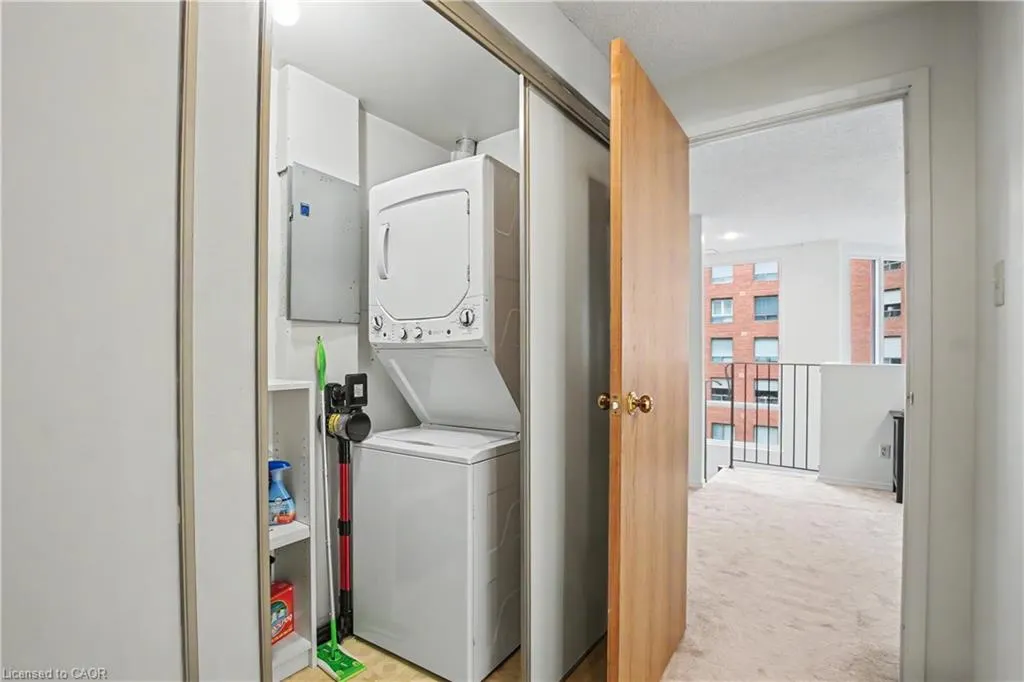 20 Ellen Street E #207