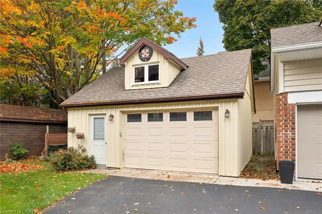 62 Heins Avenue