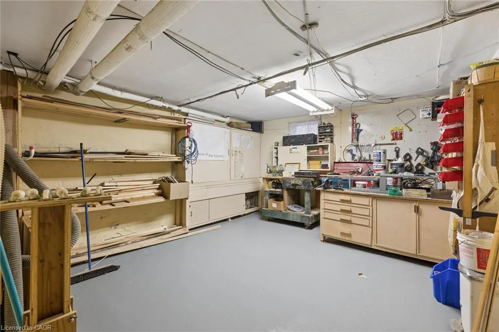 62 Heins Avenue