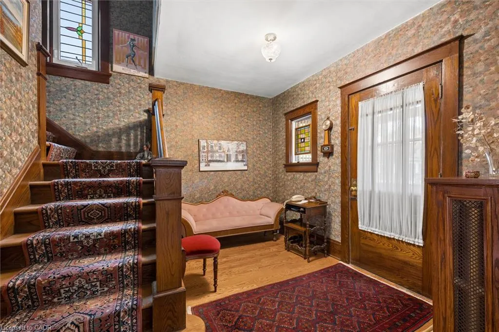 62 Heins Avenue