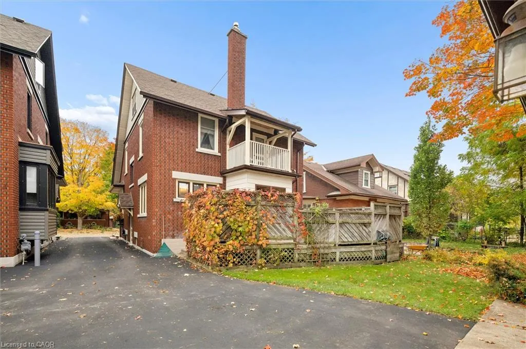 62 Heins Avenue