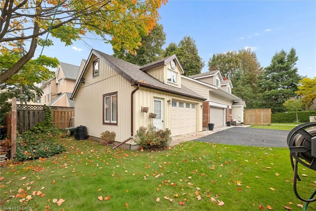 62 Heins Avenue