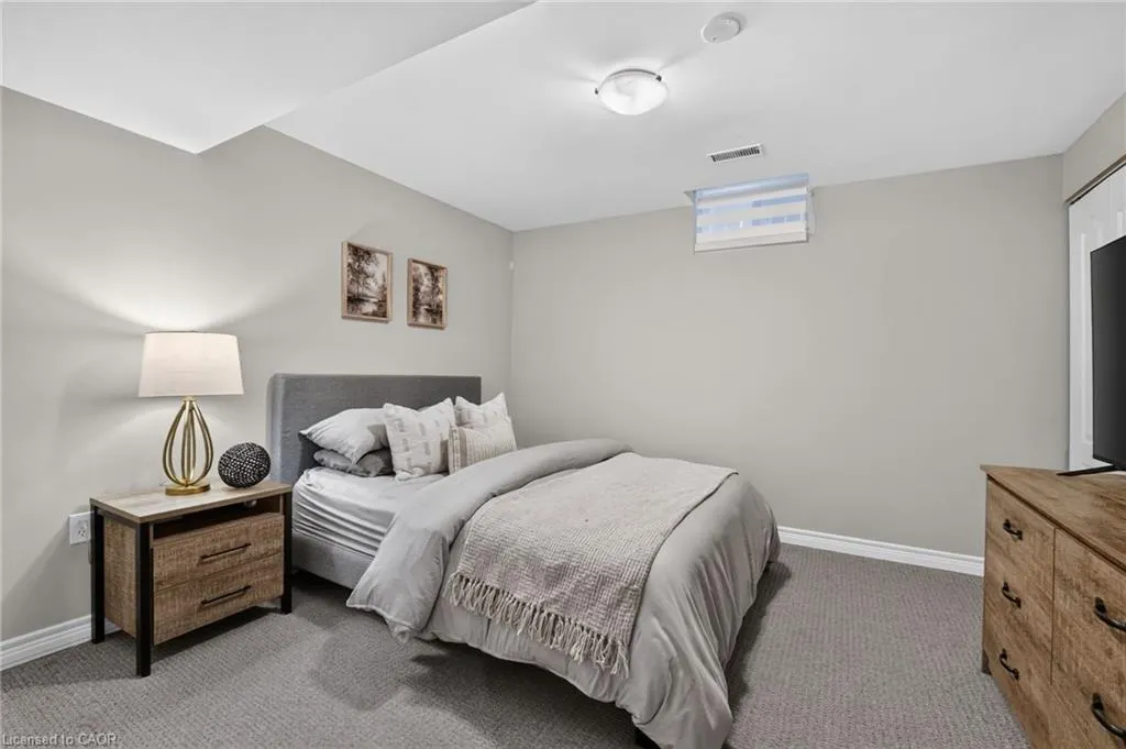 2243 Woodcrest Drive