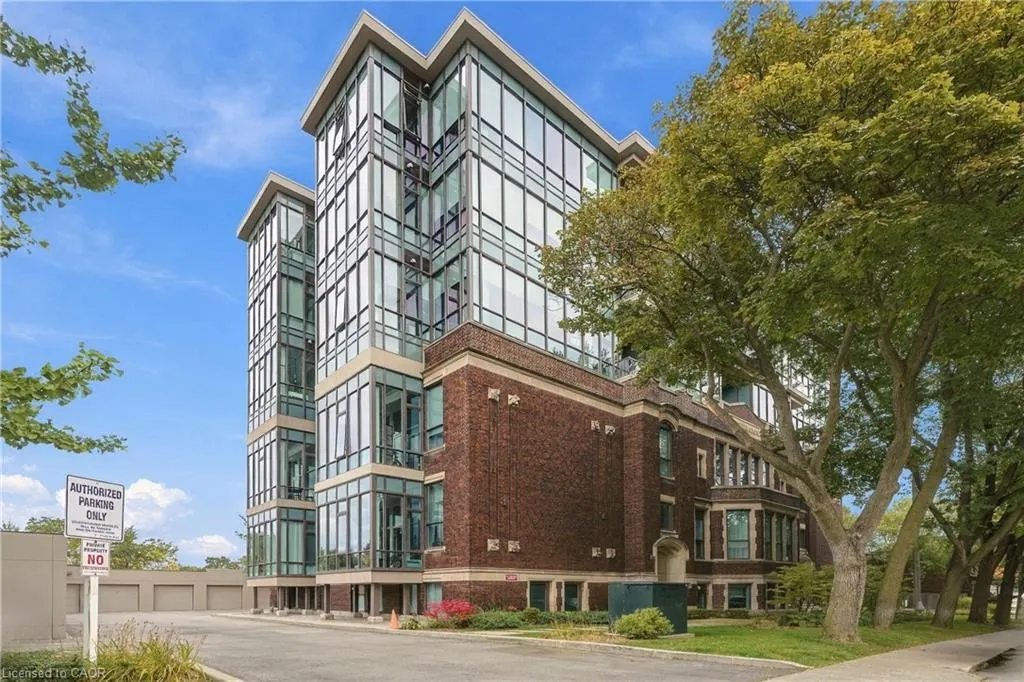 50 Murray Street W #403