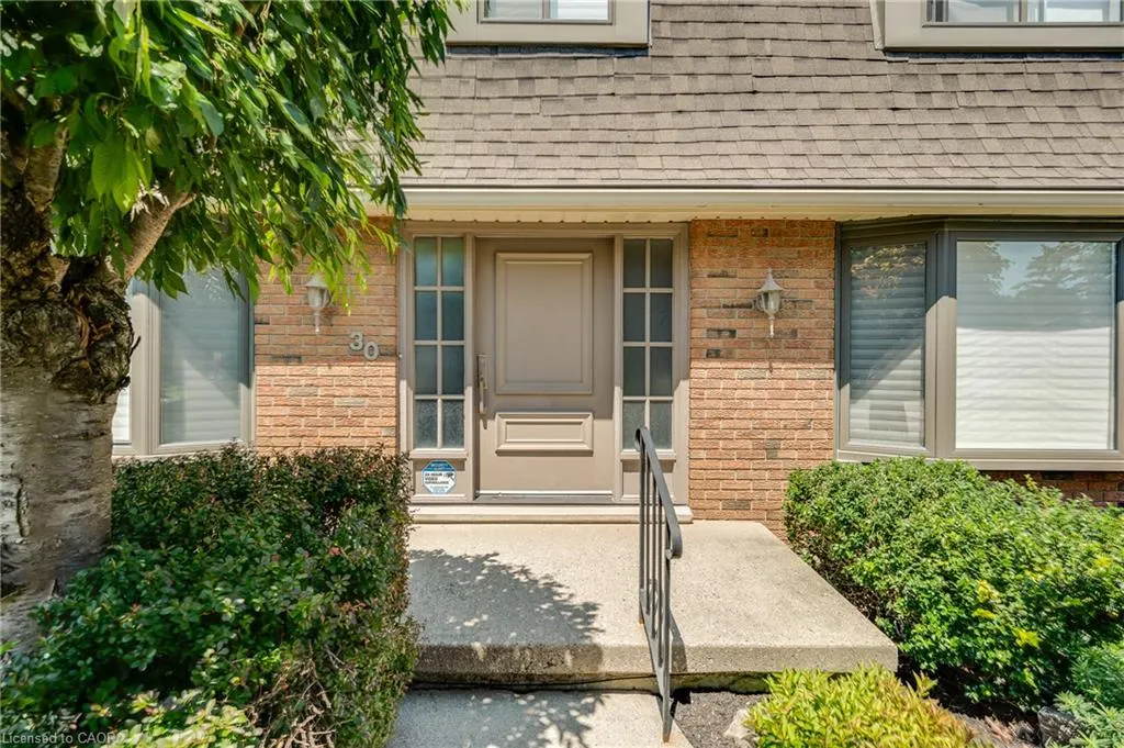 30 Westwood Crescent