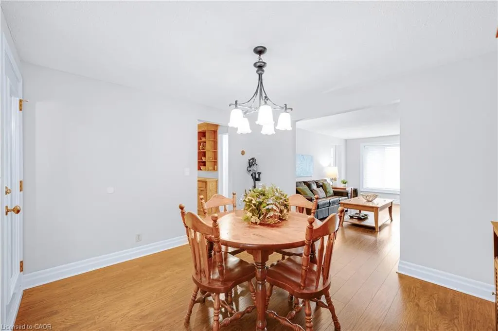 30 Westwood Crescent