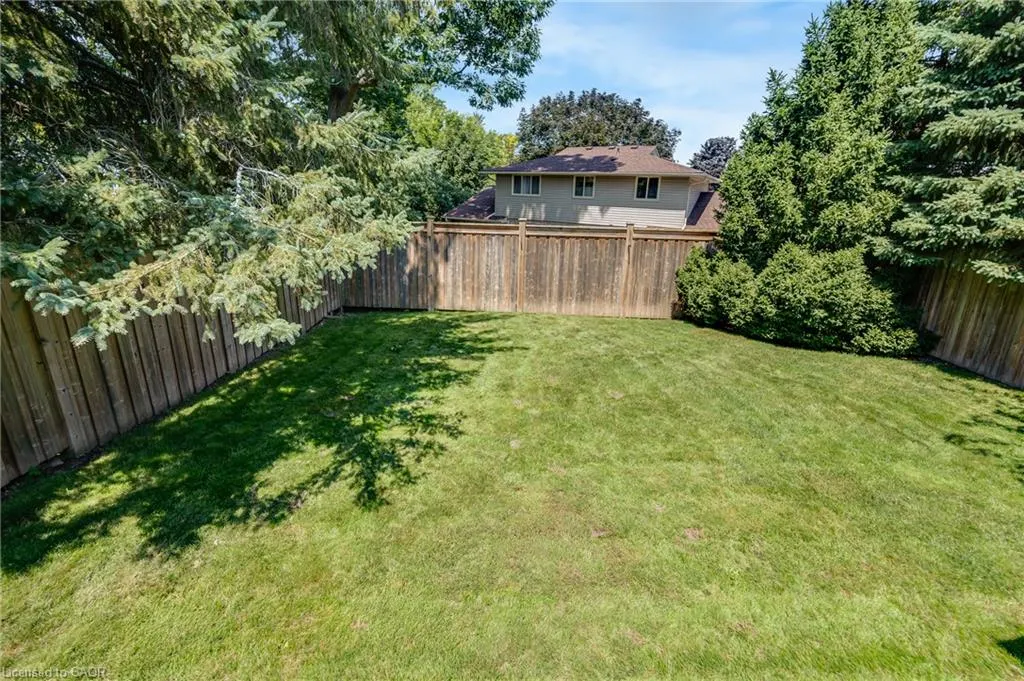 30 Westwood Crescent