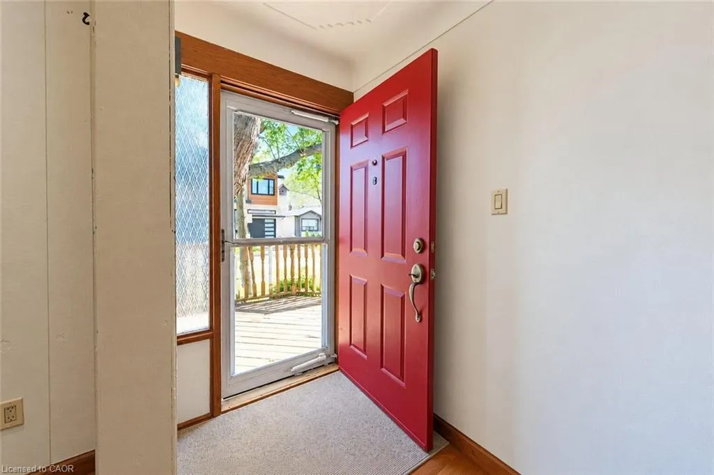 28 Shadyside Avenue