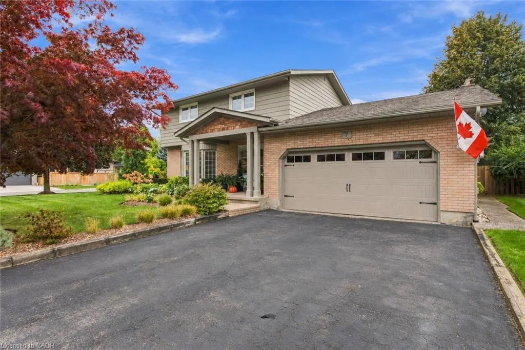 7 Colonel Butler Crescent