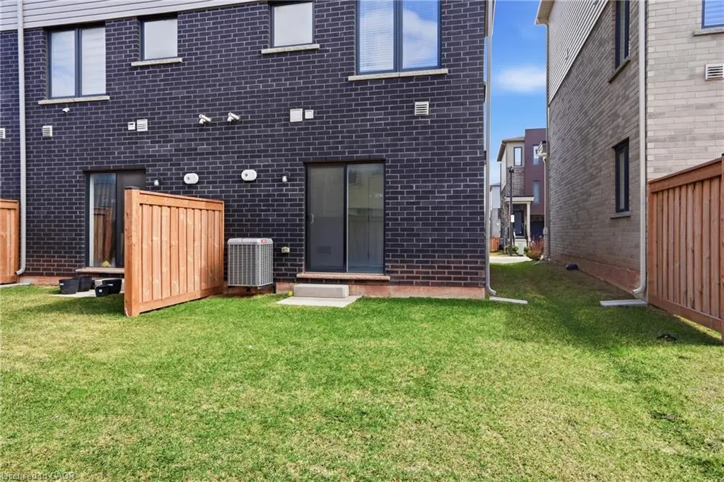 32 Radison Lane