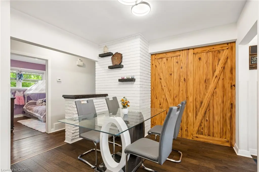 16 Downey Street