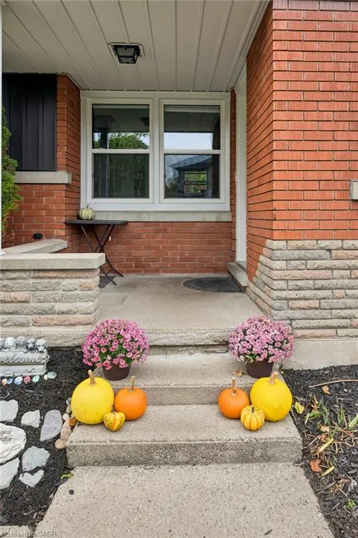 16 Downey Street
