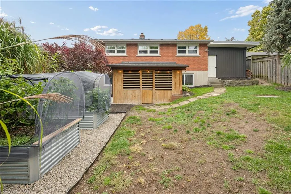 16 Downey Street