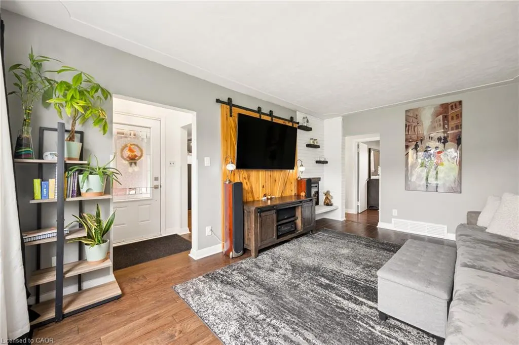 16 Downey Street