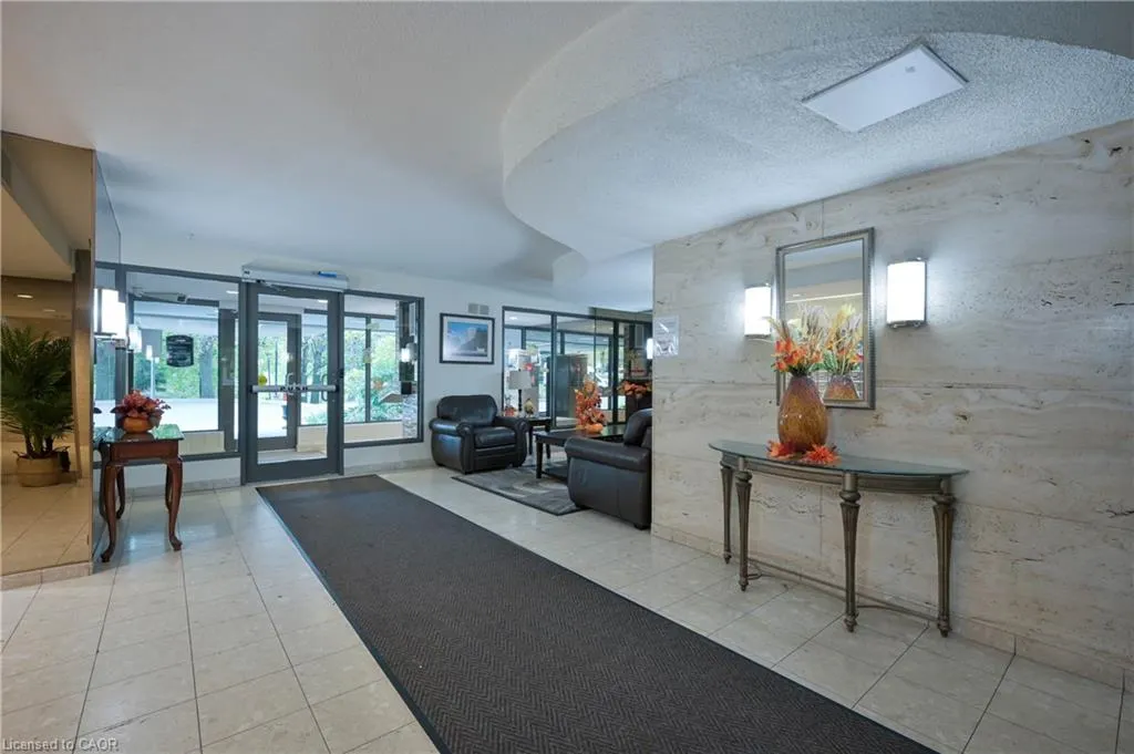 3100 Kirwin Avenue #Ph04