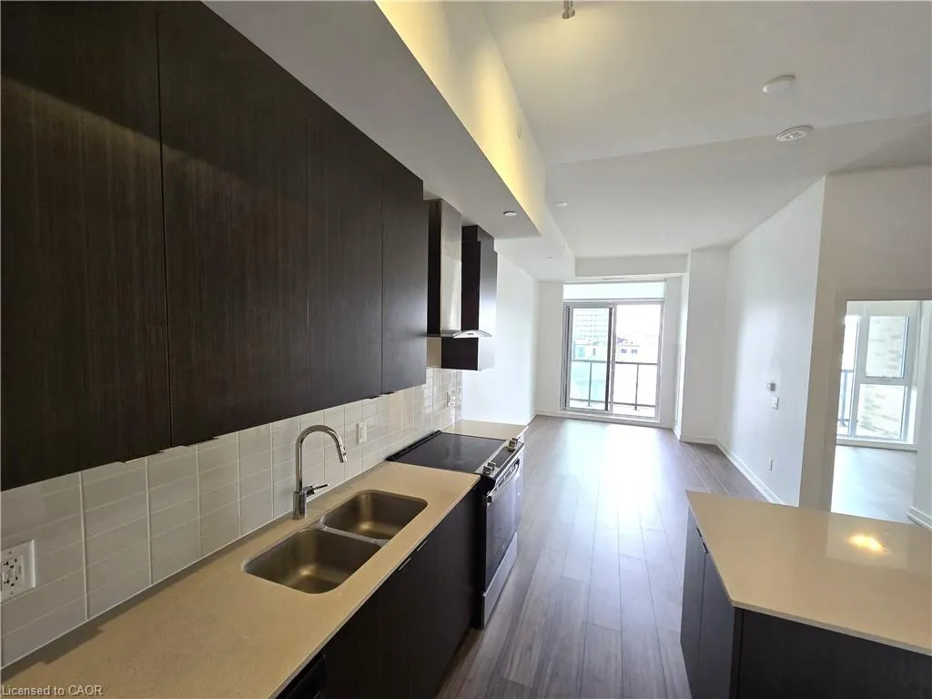 55 Duke Street W #415