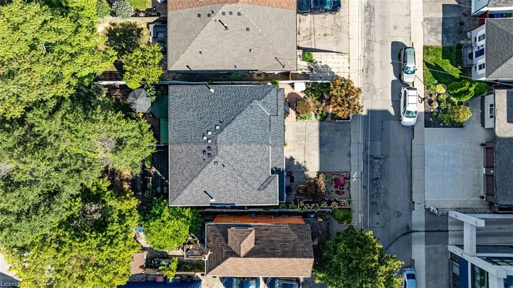 336 Jackson Street W