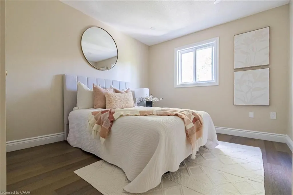 336 Jackson Street W