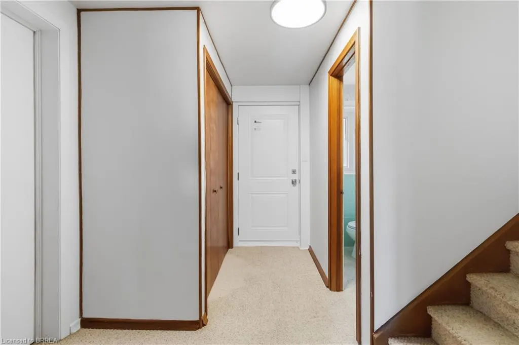 47 Evergreen Crescent