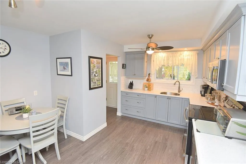 137 Fielding Crescent