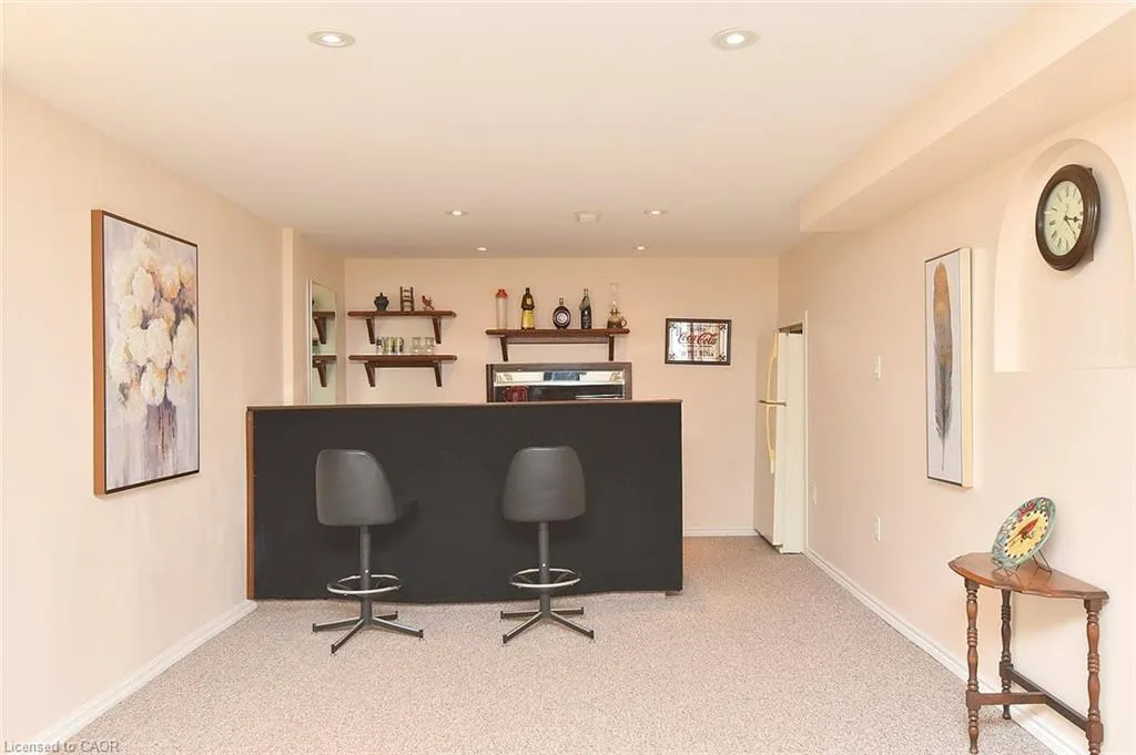 137 Fielding Crescent