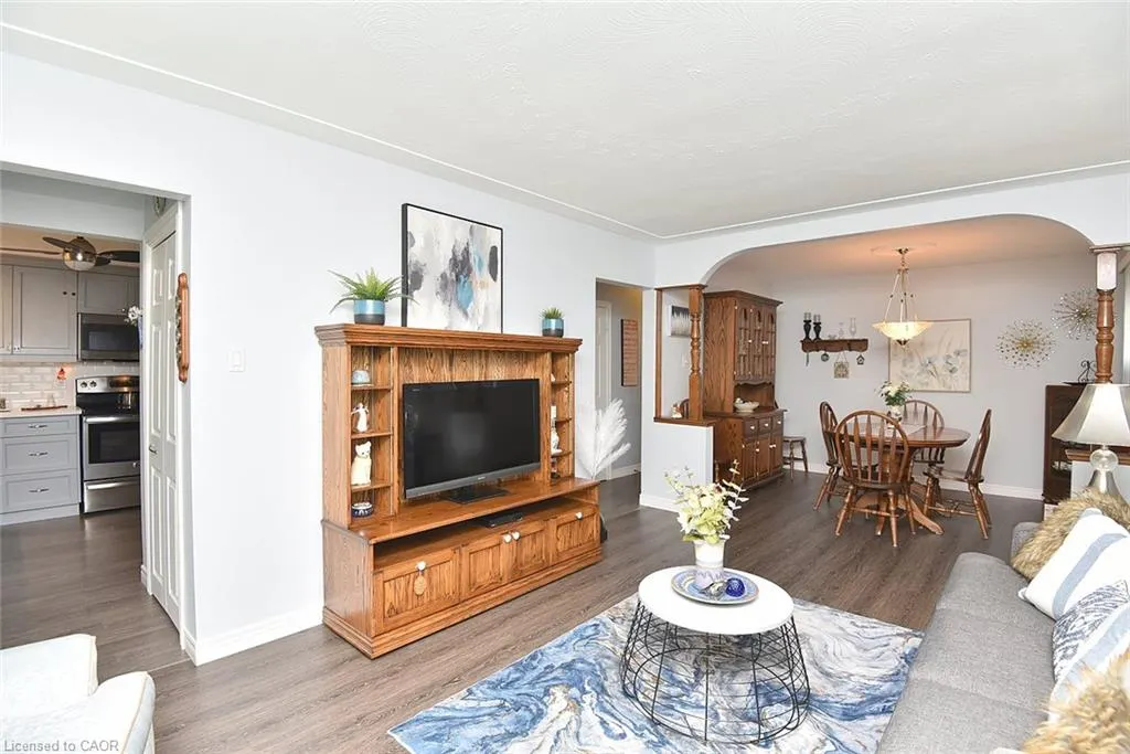 137 Fielding Crescent
