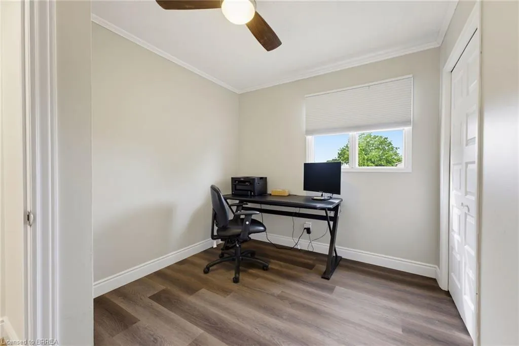 46 Garden Crescent