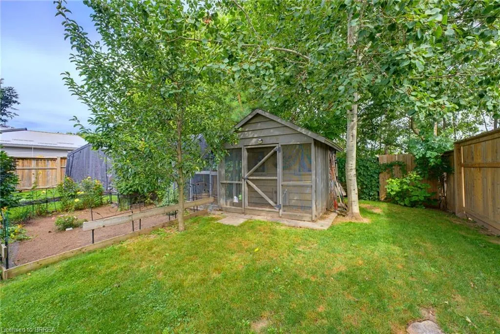 46 Garden Crescent