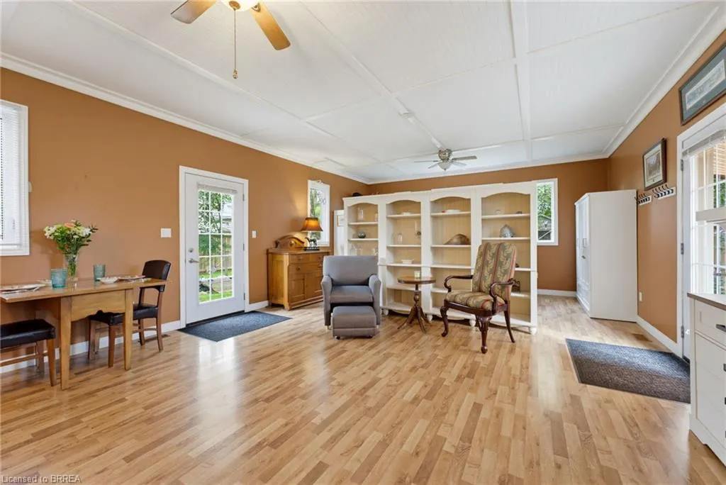 46 Garden Crescent