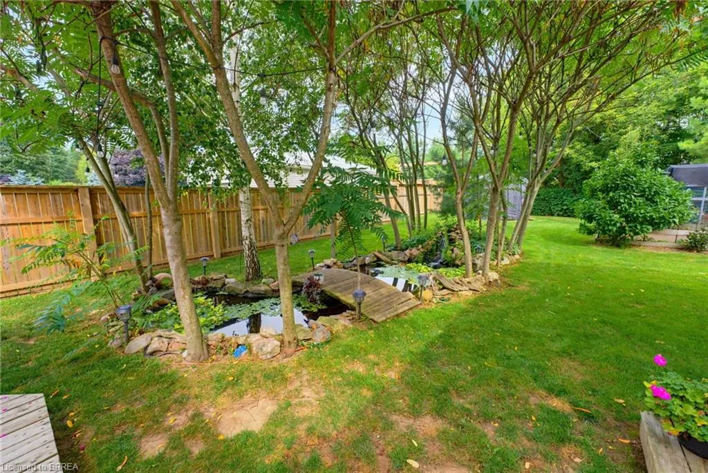 46 Garden Crescent
