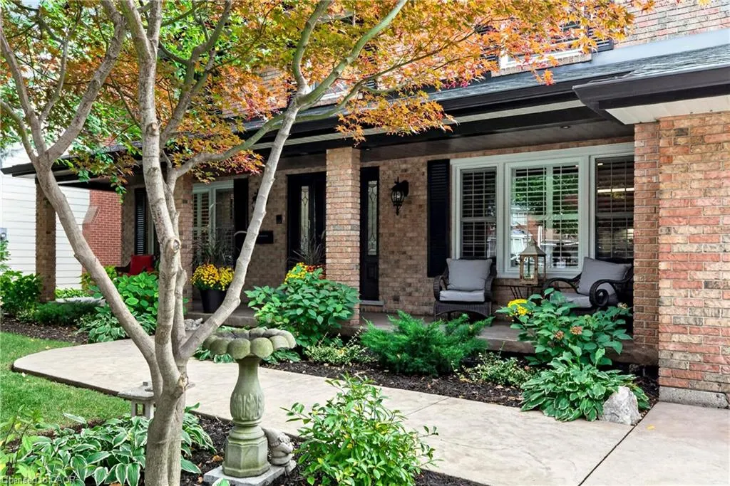 29 Woodside Drive