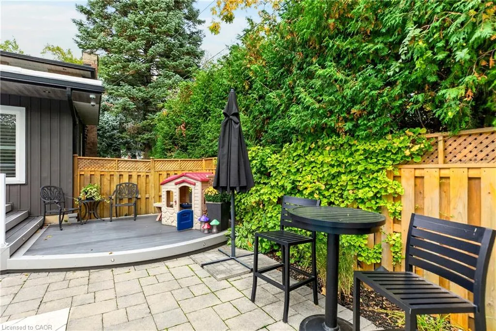 29 Woodside Drive