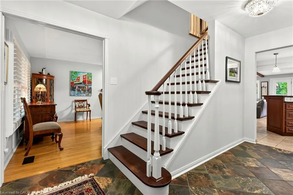 29 Woodside Drive