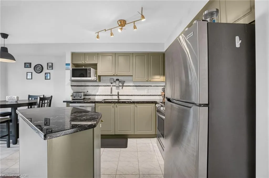 5530 Glen Erin Drive #76