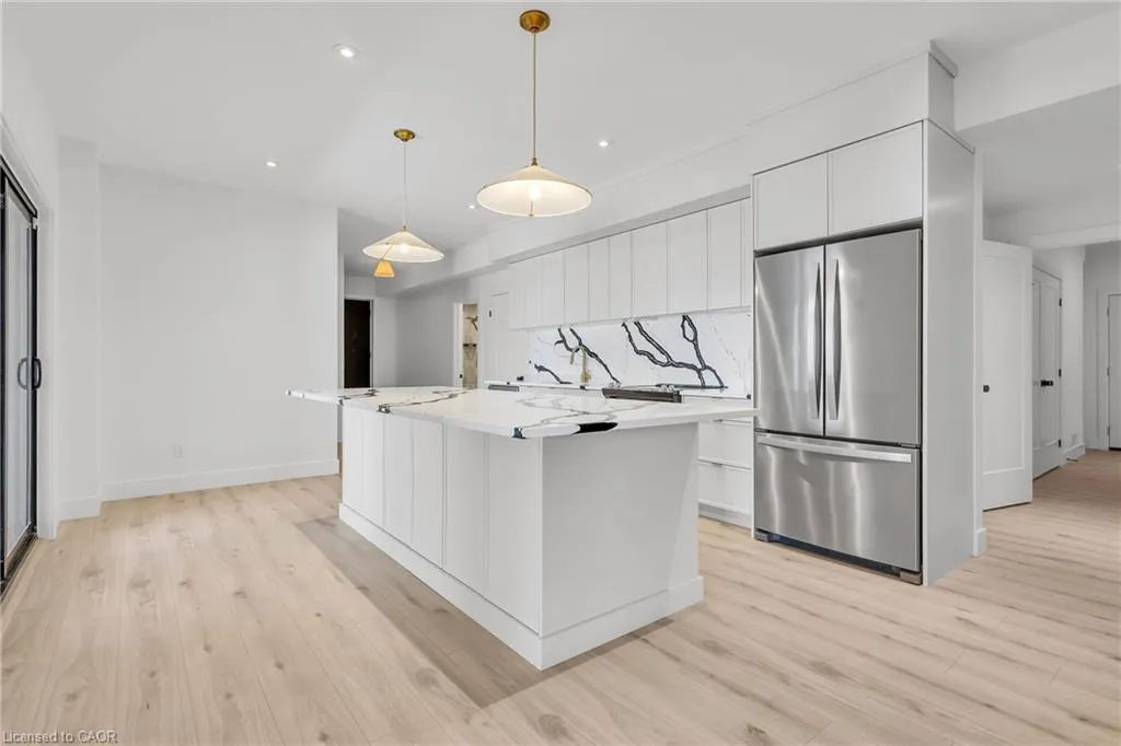 920 Thomas Pedder Court