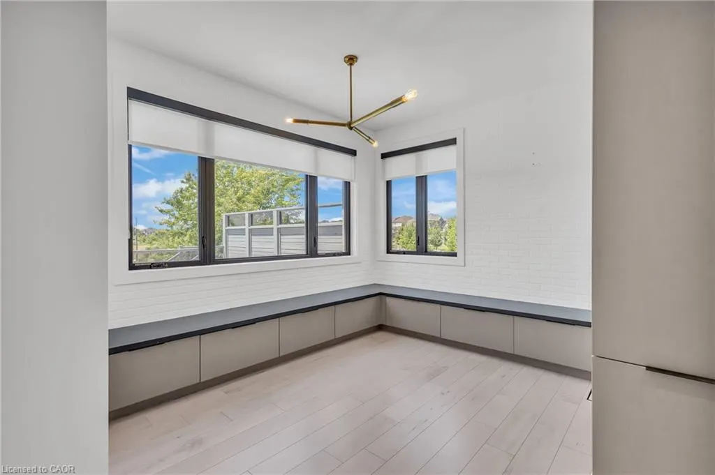 920 Thomas Pedder Court