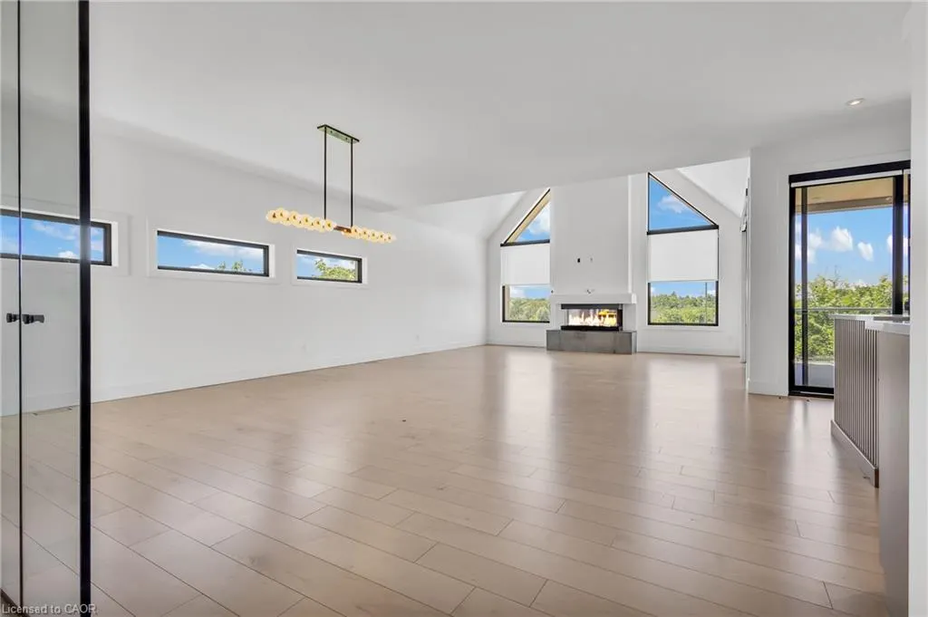 920 Thomas Pedder Court