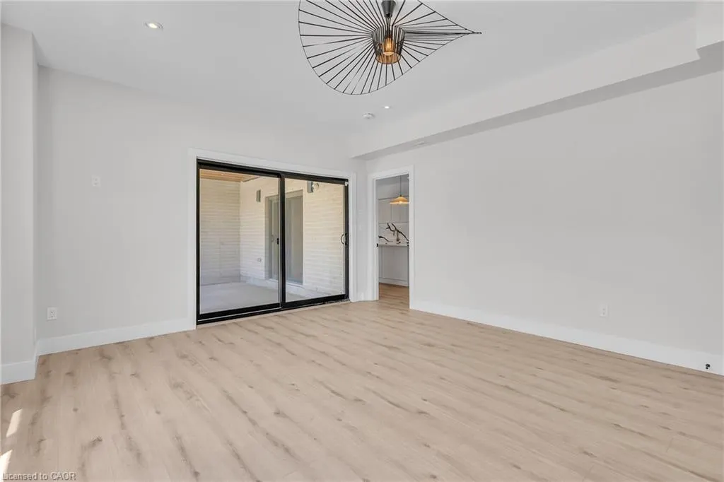 920 Thomas Pedder Court