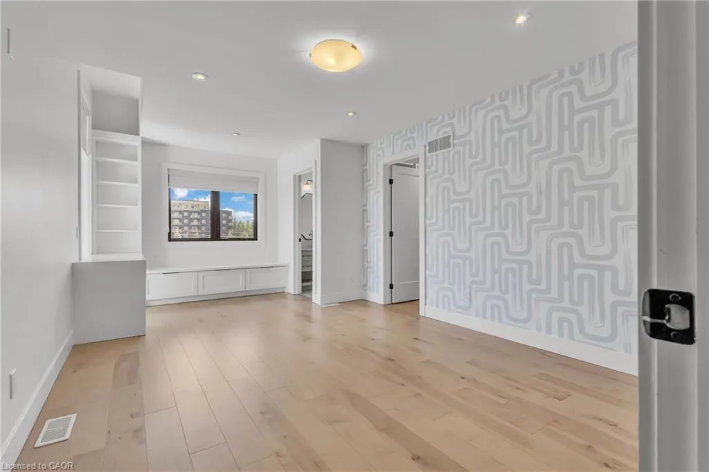 920 Thomas Pedder Court