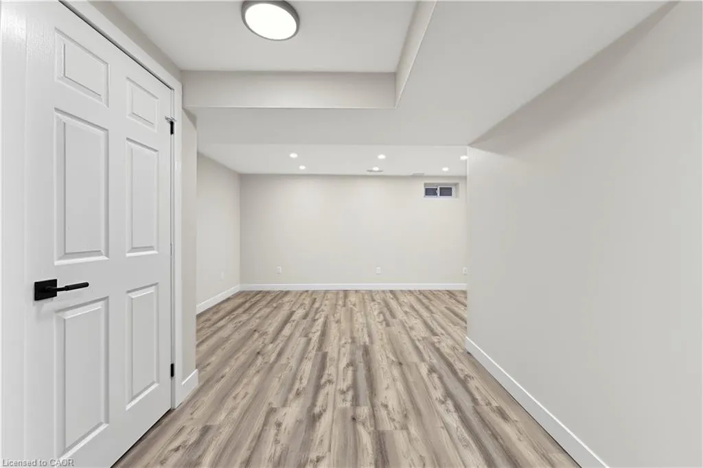 386 Highland Road W #23